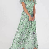 ZURI | ELEGANT AND FLOWY DRESS WITH FIGURE-DEFINING EFFECT