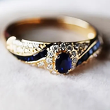 Sandy | Sapphire Ring