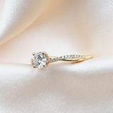 Auroro | Twist Ring