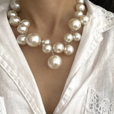 Maria | Bold Pearl Necklace